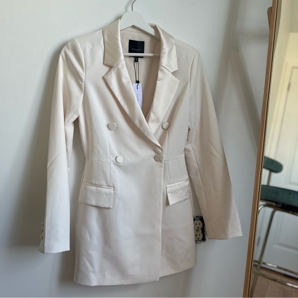 Dynamite Romper Dress - Picture 3 of 4